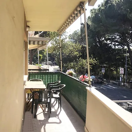 Alice A By Zoom In Earth Marina di Cecina